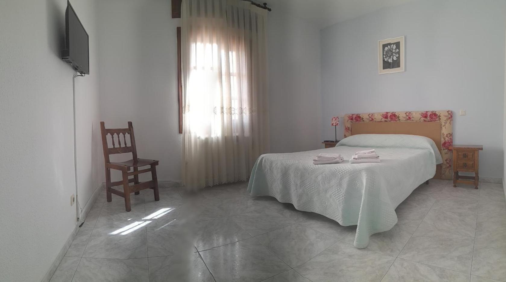 Hostal Restaurante Villa De Sepúlveda Dış mekan fotoğraf