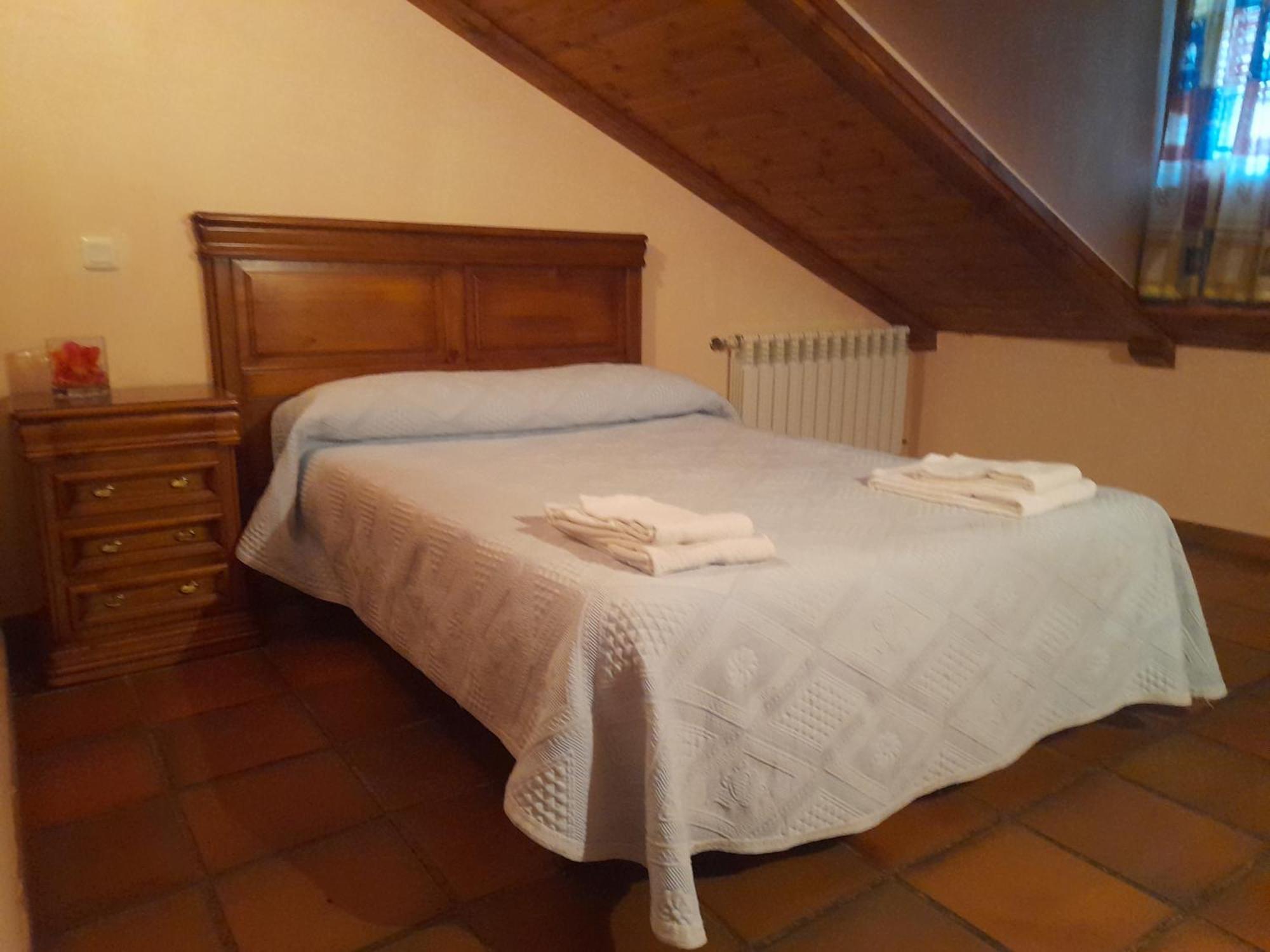Hostal Restaurante Villa De Sepúlveda Dış mekan fotoğraf